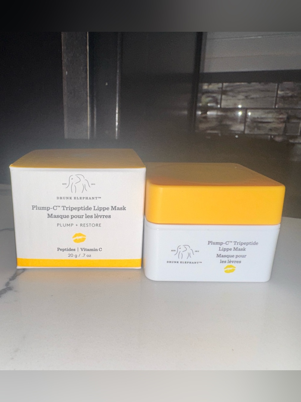 Drunk Elephant Plump-C™ Tripeptide Lippe Mask with Vitamin C